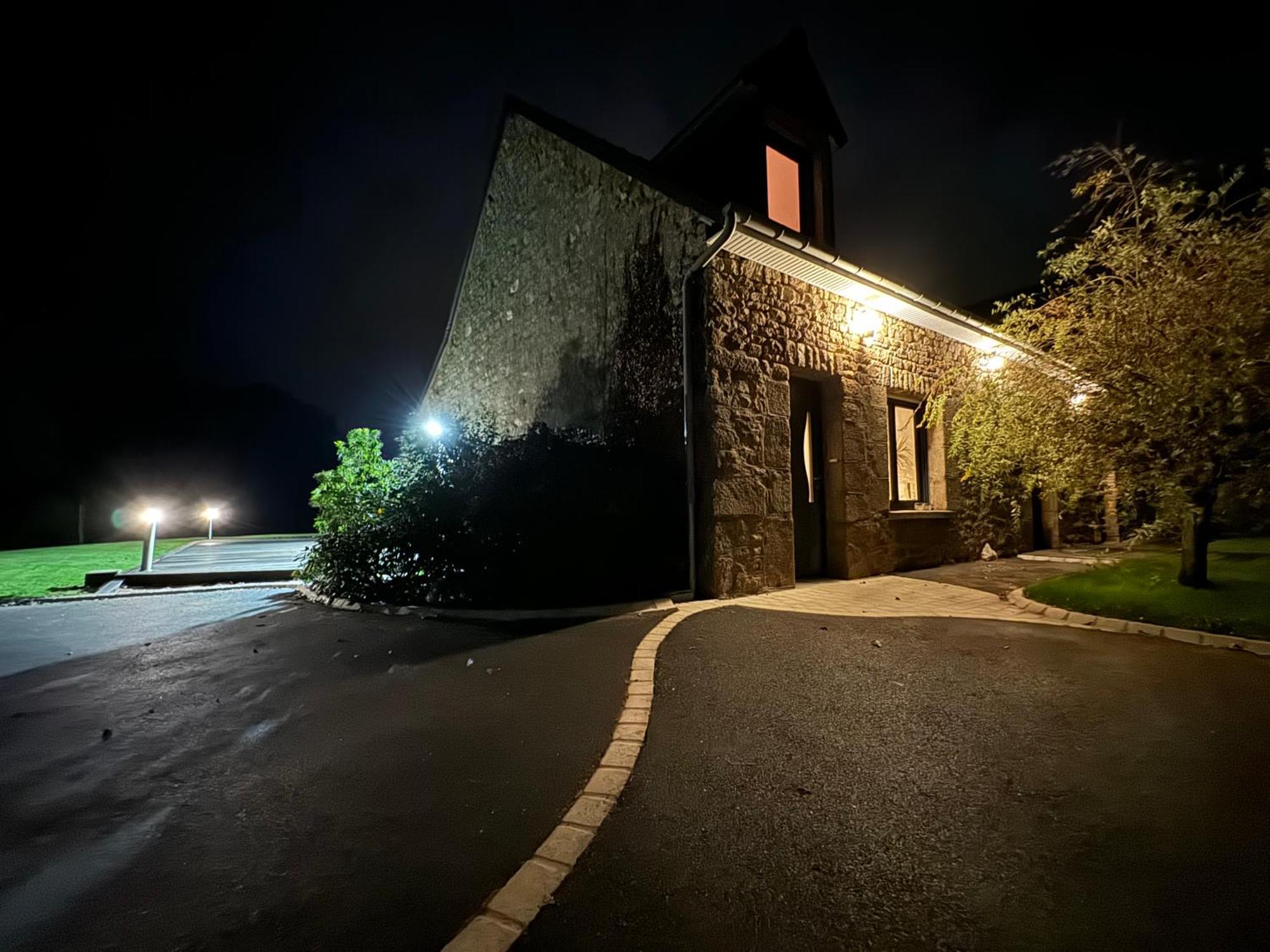La Maison de Benjamin La Chapelle-Saint-Aubert Exterior foto